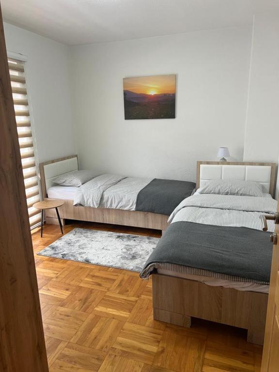 Teal Apartments Bihac Bagian luar foto
