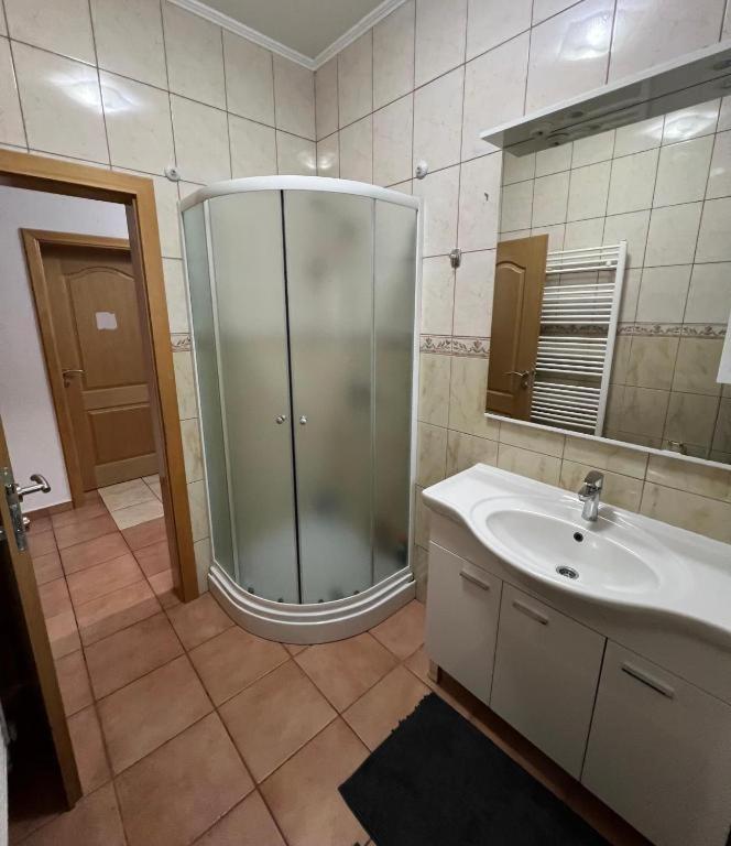 Teal Apartments Bihac Bagian luar foto